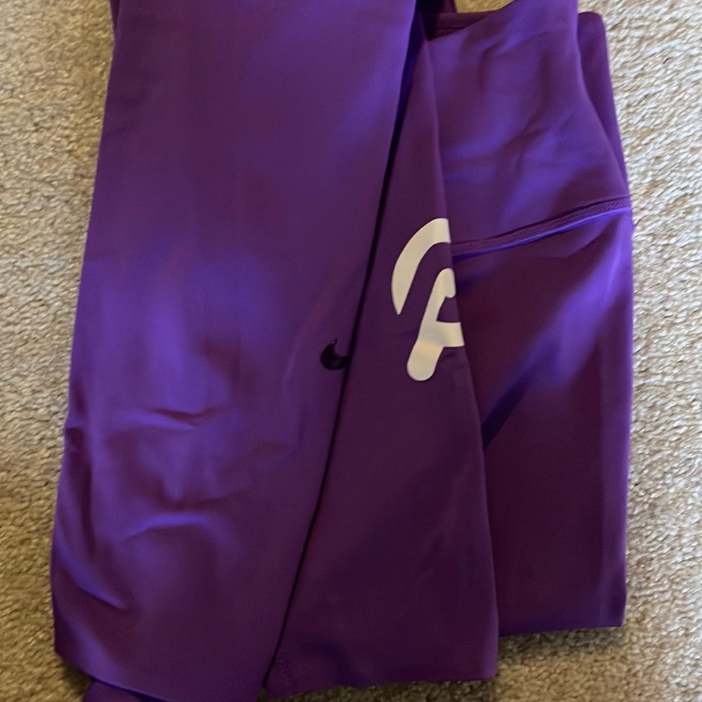 Purple Nike/peloton leggings